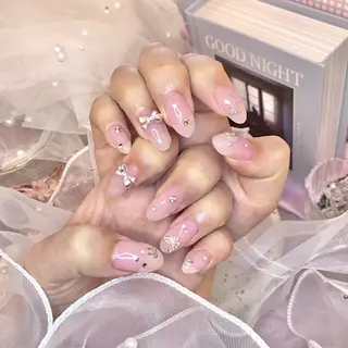 ネイル Yveil 心斎橋店 hirokoのネイルデザイン