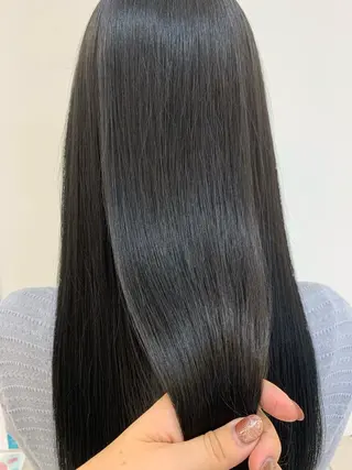ロング ivybyCIEL 女性専用サロンのヘアスタイル