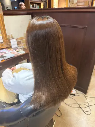 ロング 安中 莉椰のヘアスタイル