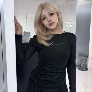 ミディアム 韓国ヘア💖Wカラー 💖透明感カラー💖のヘアスタイル