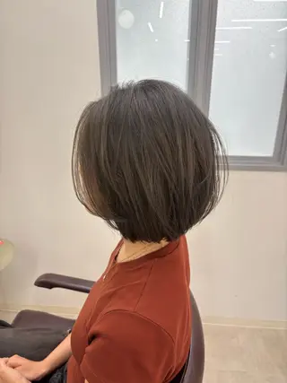 ショート カラー hachiyama rinaのヘアスタイル