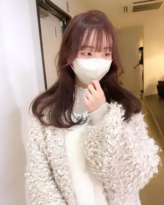カラー mizuki/ピンク ベージュ.レイヤーのヘアスタイル