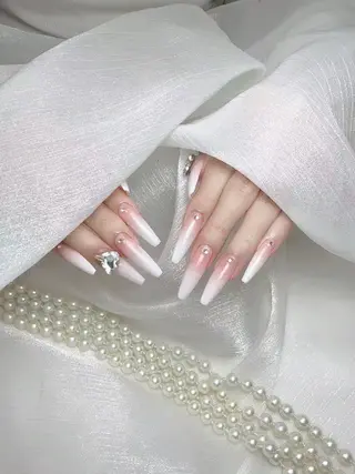 ネイル ENsalon AKIRAのネイルデザイン