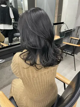 ミディアム カラー 佐伯 和佳のヘアスタイル