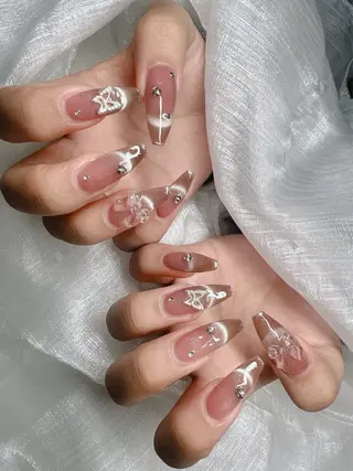 ネイル Lee Nails チップ長さだし専門店のネイルデザイン