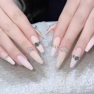 ネイル Queen's ゆなのネイルデザイン