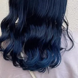 ロング カラー 三浦 悠のヘアスタイル