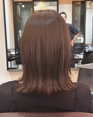 ミディアム カラー 似合わせひなた🐥 elima調布のヘアスタイル