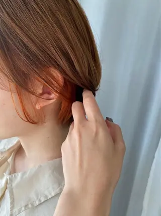 ショート カラー ヘアアレンジ lani ブリーチ /ダブルカラーのヘアスタイル