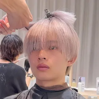 ミディアム カラー メンズ 港南台短髪特化 フェザーパーマのヘアスタイル