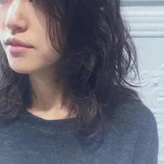 ミディアム パーマ 井上 美奈子のヘアスタイル