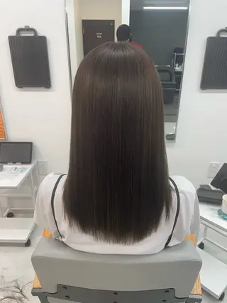 セミロング カトウ ジュンヤのヘアスタイル