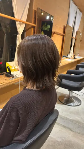 カラー Miyazaki Kaedeのヘアスタイル