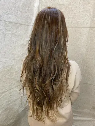 ロング 長濱 俊のヘアスタイル