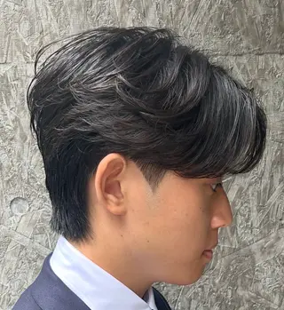 ショート パーマ メンズ 岩城 滉成のヘアスタイル