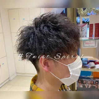 パーマ メンズ 似合う髪型見つけます AYAKAのヘアスタイル