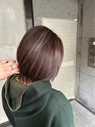 ミディアム カラー 脱白髪染め❕白髪 ぼかし特化🌟ヨコタのヘアスタイル