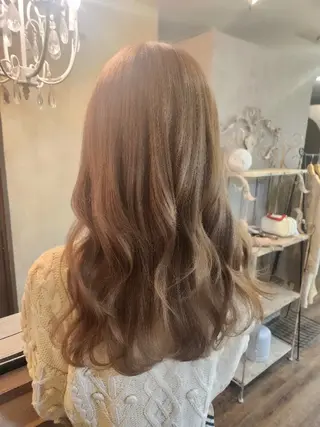 カラー セミロング ヘアアレンジ 田井中 悠紀のヘアスタイル