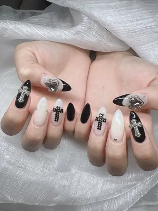 ネイル Lee Nails チップ長さだし専門店のネイルデザイン