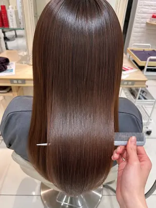カラー 峯 彩華のヘアスタイル