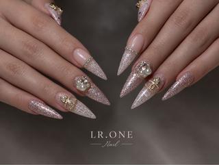 ネイル LR.ONE ヨウのネイルデザイン