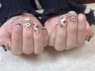 ミディアム Daifuku nailsのネイルデザイン