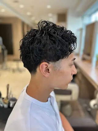 ショート パーマ メンズ メンズハイライト × perm Runoのヘアスタイル