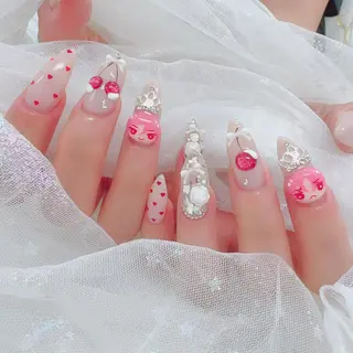 ミディアム CHOnail 道玄坂のネイルデザイン
