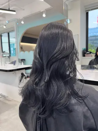ミディアム レイヤー/ダブルカラ ー🎀Sayakaのヘアスタイル