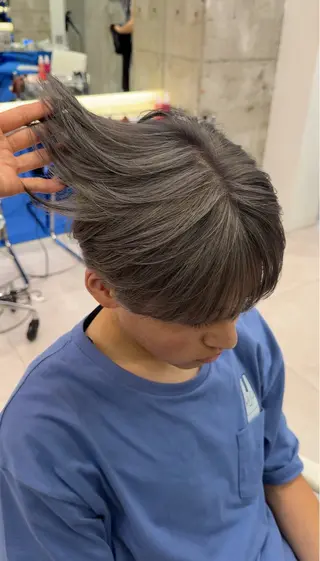 ショート カラー メンズ メンズブリーチ カラーhirokoのヘアスタイル