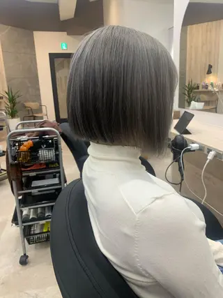 ショート カラー 🌻【ショート特化 美容師】いつき🌻のヘアスタイル