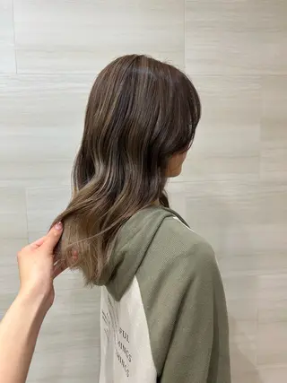 セミロング カラー Hanon 美桜のヘアスタイル
