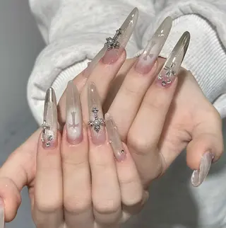 ネイル D-BEAUTY Nailsalonのネイルデザイン
