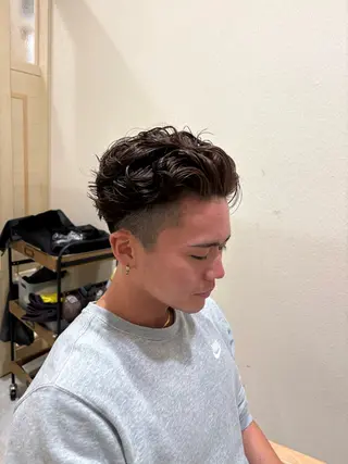 メンズ イワサキ ミユのヘアスタイル