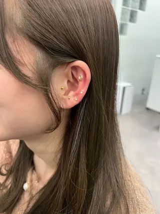 名駅🦢大人艶カラー 🪽カミヤアカネのヘアスタイル