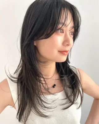 セミロング 表参道レイヤーカット 髪質改善山岸季生のヘアスタイル