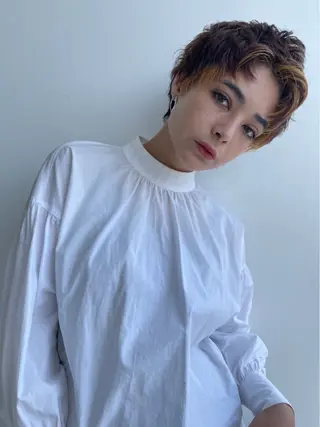 ショート 盛れるレイヤー🧡 飯田亘貴のヘアスタイル