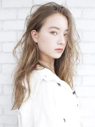 セミロング カラー パーマ ヘアアレンジ ITbyALBUM 中野店のヘアスタイル