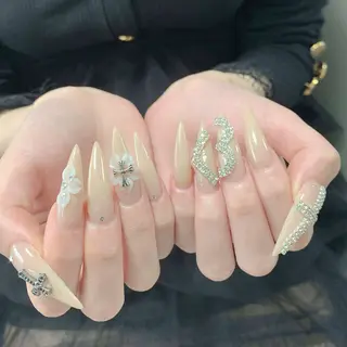 ネイル Lyna 池袋のネイルデザイン