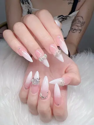 ネイル Lee Nails チップ長さだし専門店のネイルデザイン