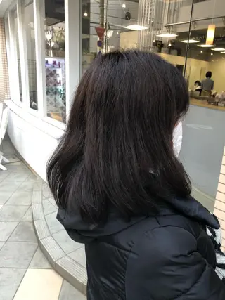 ミディアム 阿部 美咲のヘアスタイル