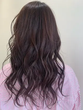 ロング カラー パーマ 川上 美咲のヘアスタイル