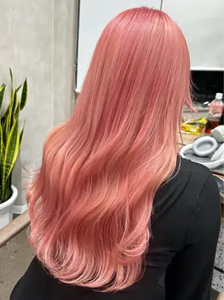 ロング TELA HAIR 副代表 岡田のヘアスタイル