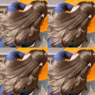 ミディアム 透明感♡グレージュ ♡ミルクティー♡のヘアスタイル