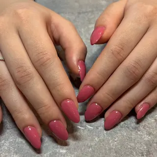 ネイル N. Momokaのネイルデザイン