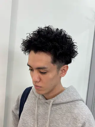 パーマ メンズ メンズスタイリスト✨ 助川龍哉のヘアスタイル