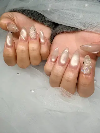 ネイル Emanail🍑 momokaのネイルデザイン