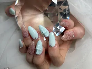 ネイル 🌈 Laule'aのネイルデザイン