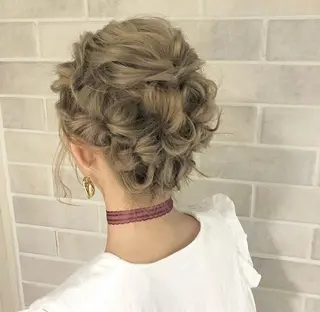 カラー ヘアアレンジ Maho🍃 #池袋 #眉毛 #実績豊富のマツエク・マツパデザイン