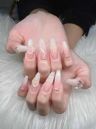 ネイル Lee Nails チップ長さだし専門店のネイルデザイン